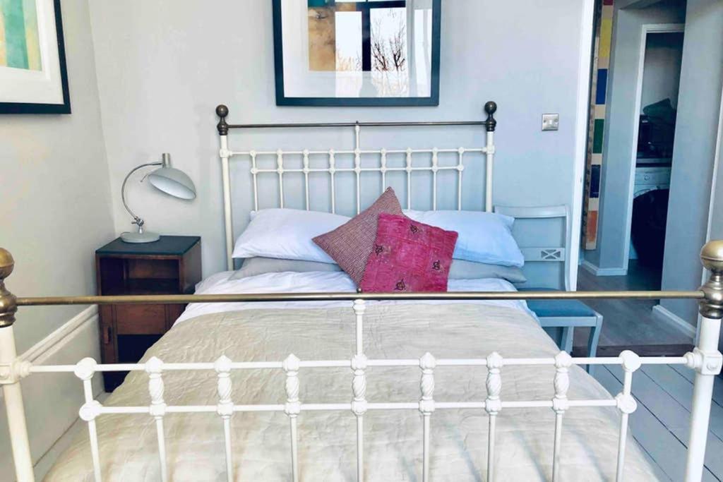 Seaside Escape - Gorgeous 2 Bed Apartment In St-Leonards-On-Sea Hastings Exterior foto